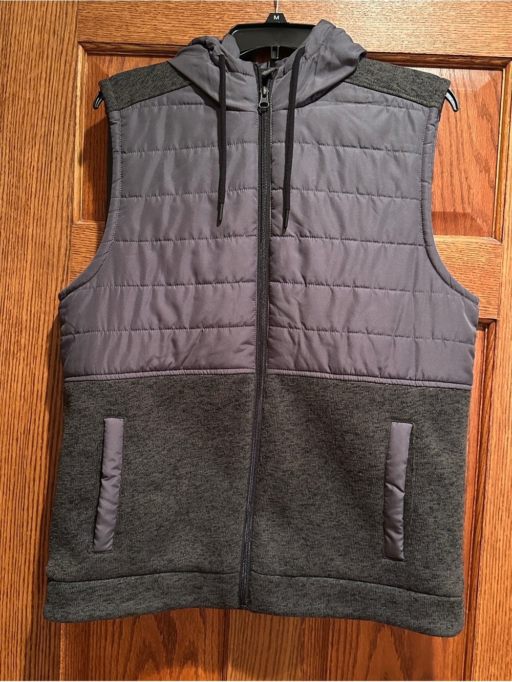 Zella Women’s Medium Gray Quilted Hooded Full Zip Hybrid Vest Athletic